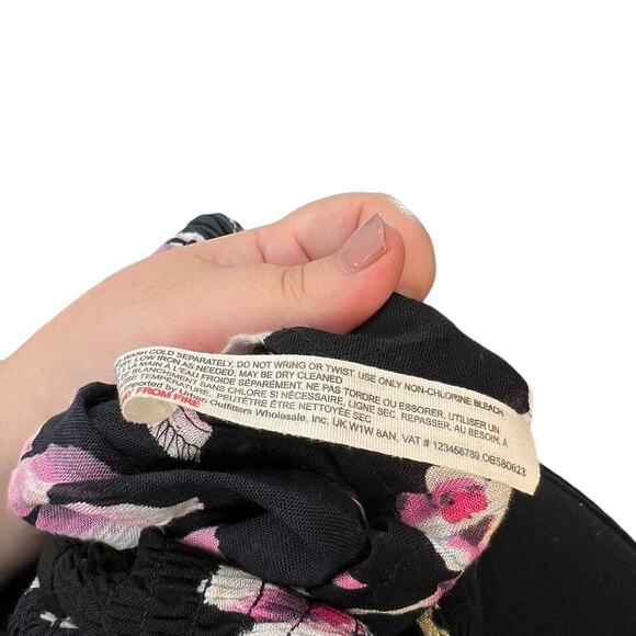 Free People Garden Party Maxi Dress Black Pink Floral Print Smocked Size XS - Picture 13 of 14